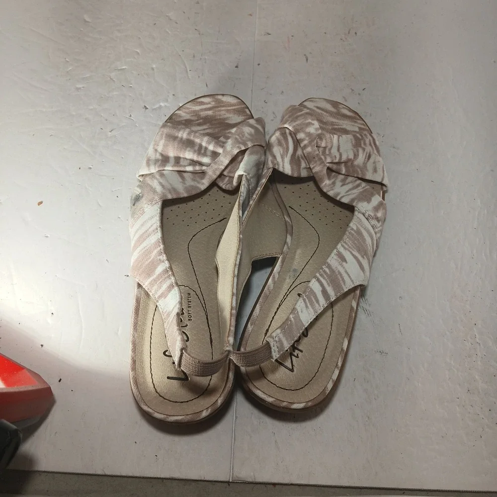 LifeStride Mimosa 2 Wedge Sandals 5.5M Tan White Ikat Slingback Comfort Shoes